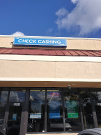 The Check Cashing Store 01