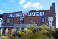 Shop 'N Pawn Of Independence 01