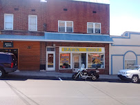Roy's Loans & Sporting Goods 01